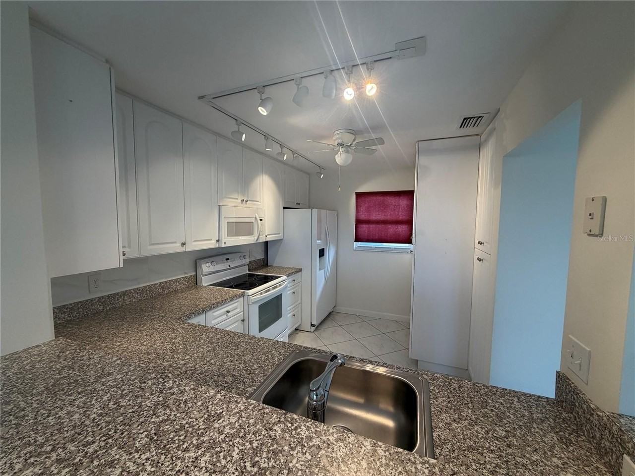 3840 Ironwood Ln #506H - Photo 7 of 22