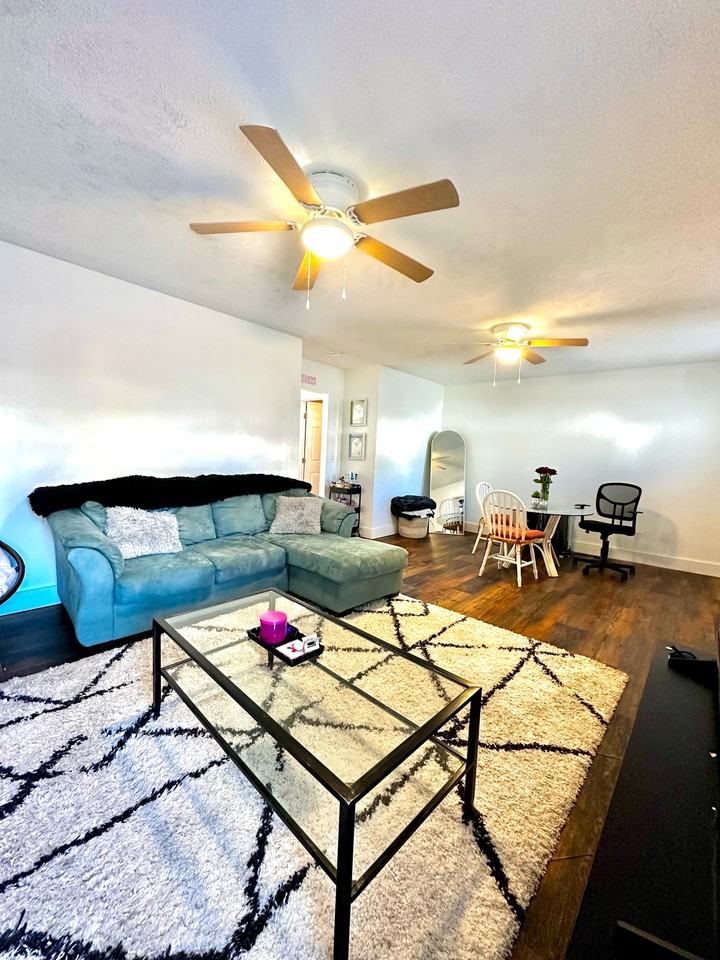 231 Walnut Street - Photo 5 of 16