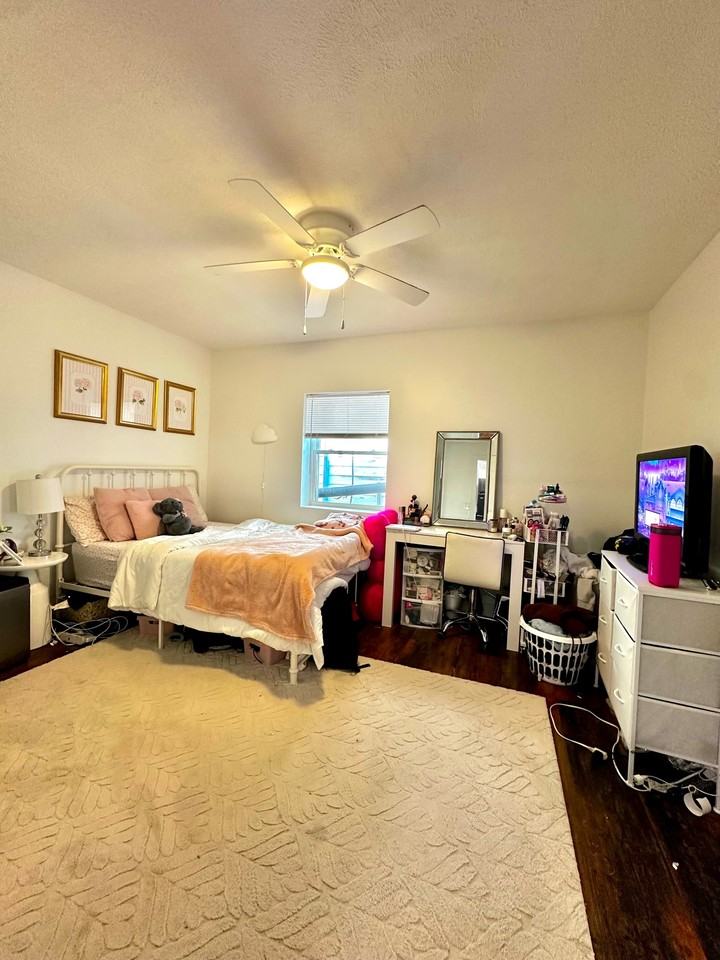 231 Walnut Street - Photo 7 of 16