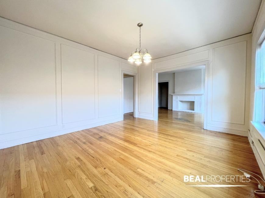 Oak Ave - Photo 3 of 10