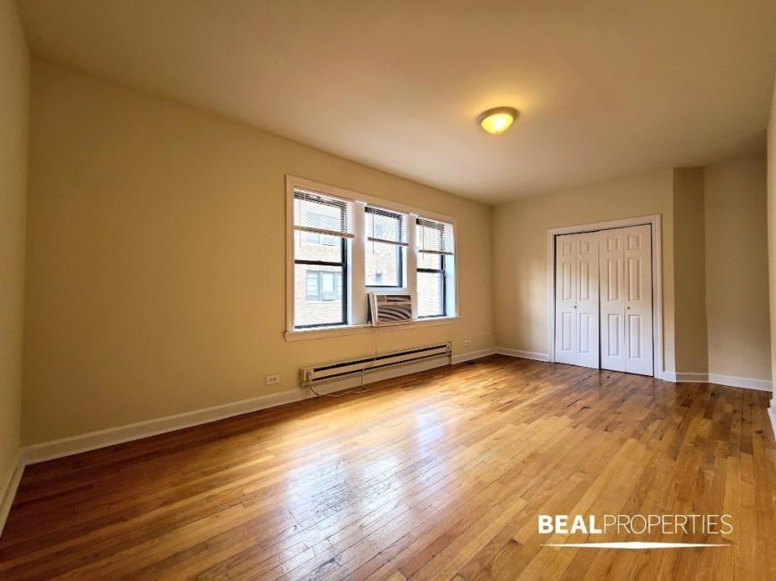 N Pine Grove Ave - Photo 2 of 7