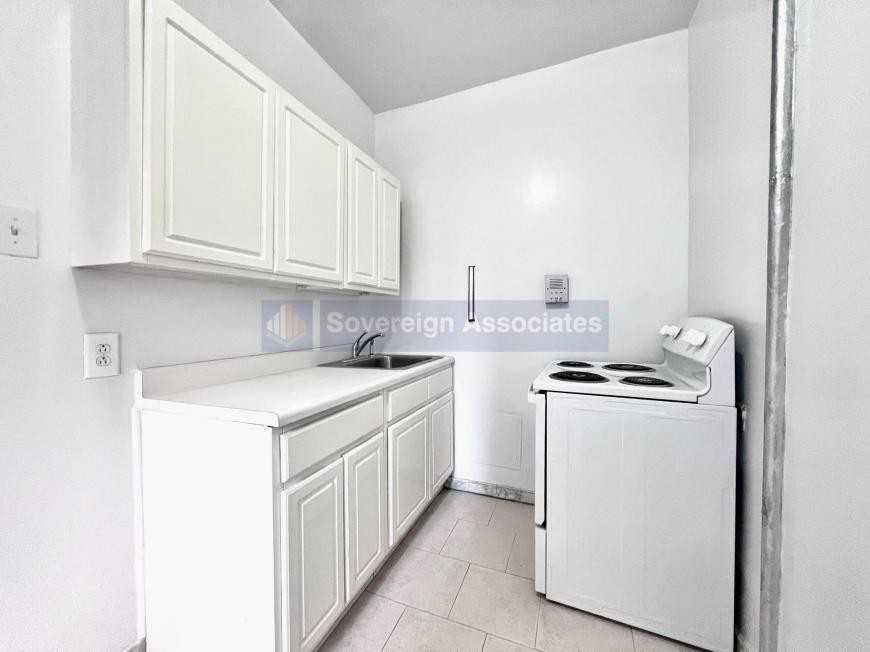 717 W 177th St - Photo 7 of 10