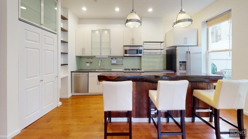 6021 Putnam Ave - Photo 5 of 10