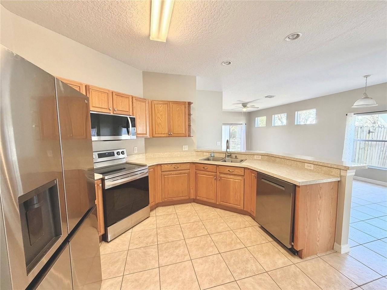 1044 Longville Cir - Photo 2 of 30