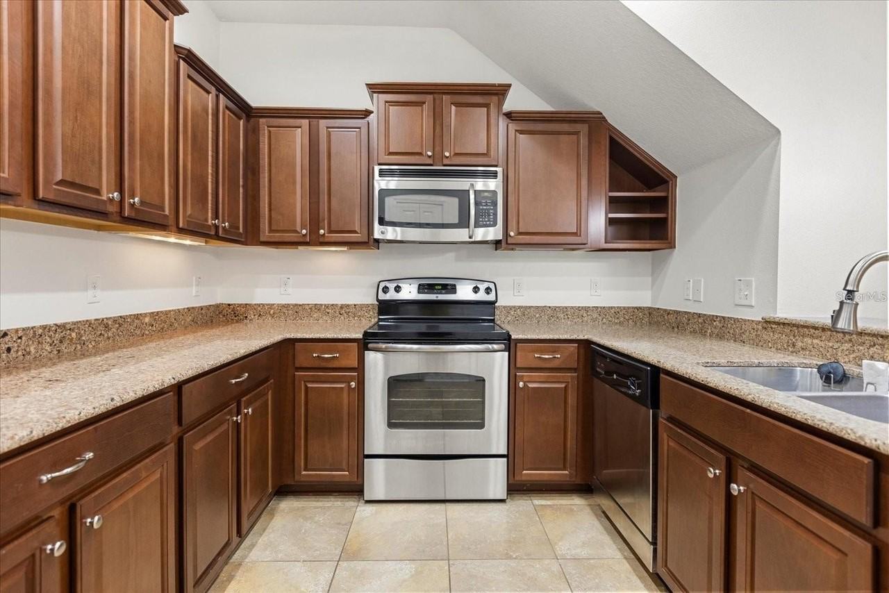 14235 Desert Haven St #3503 - Photo 7 of 39