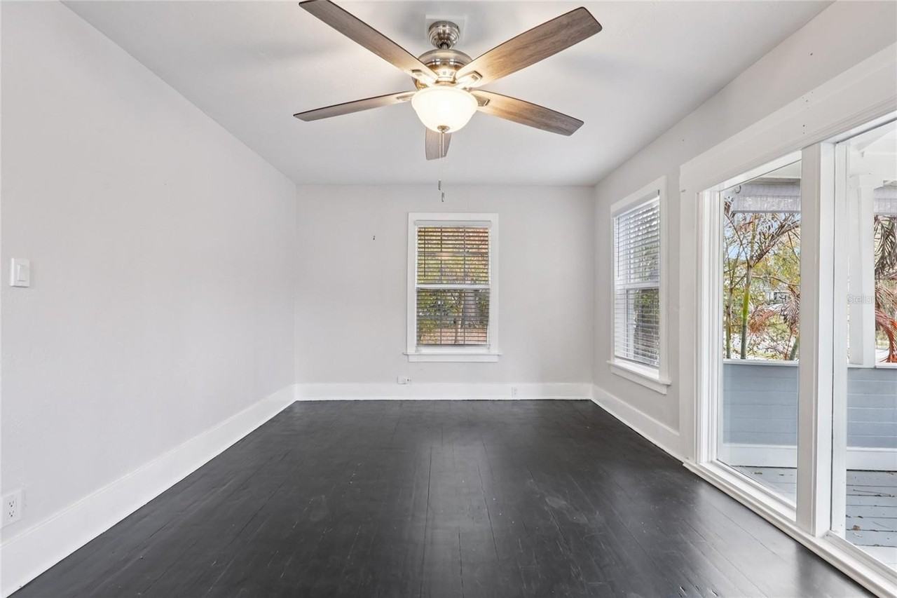 137 E Grant St - Photo 7 of 32