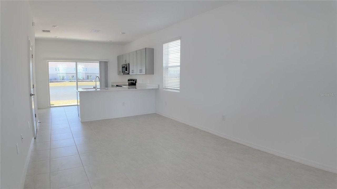 3191 Skyline Loop - Photo 3 of 27
