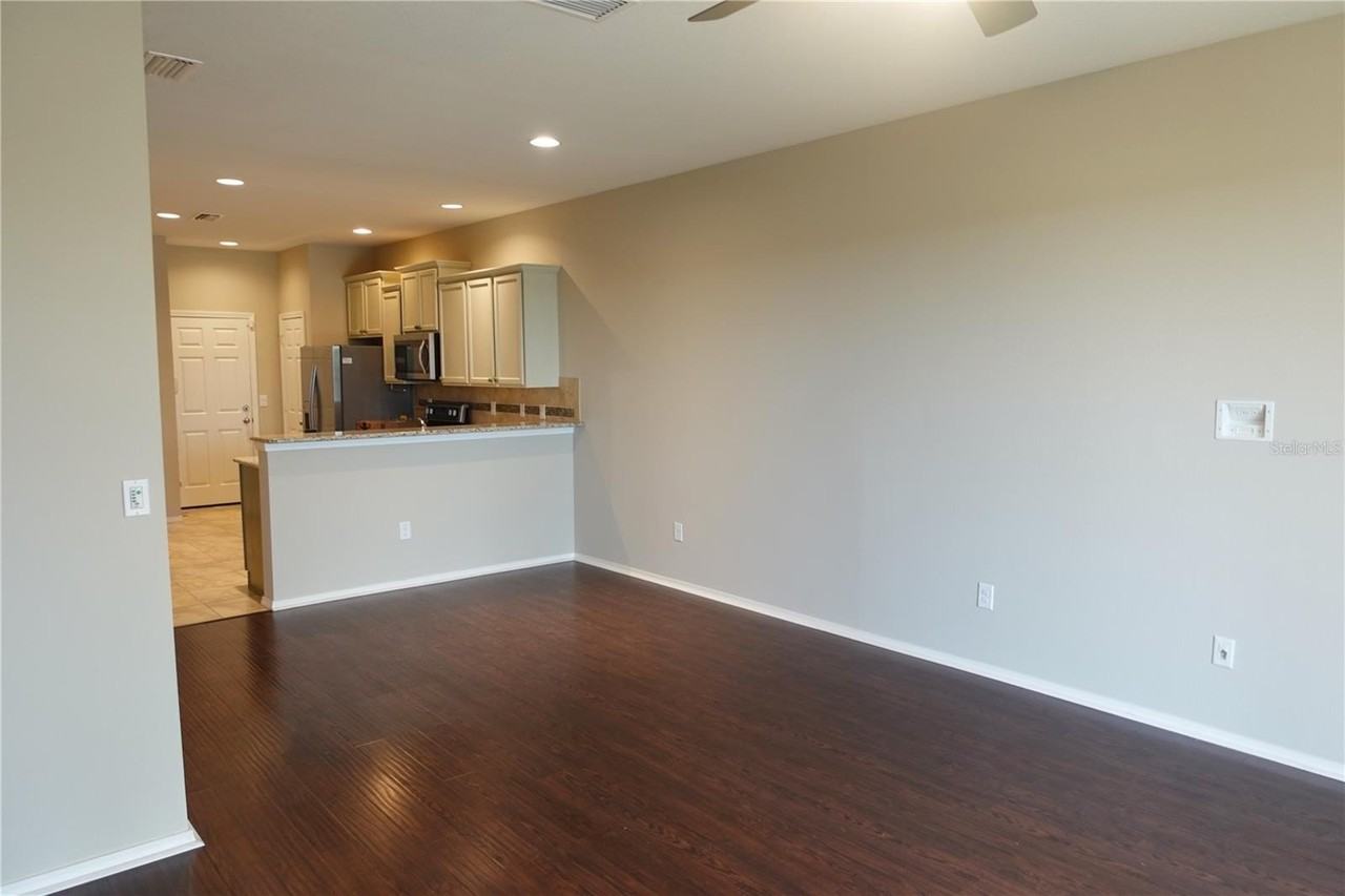 4906 White Sanderling Ct - Photo 7 of 27