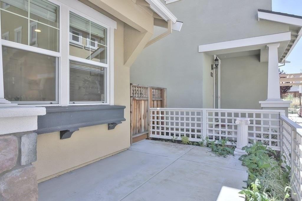 2913 Pescadero Ter - Photo 3 of 35