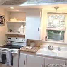 3 Lincoln St - Photo 7 of 16