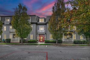 featured image of 15 Cropsey St Unit 15-3a