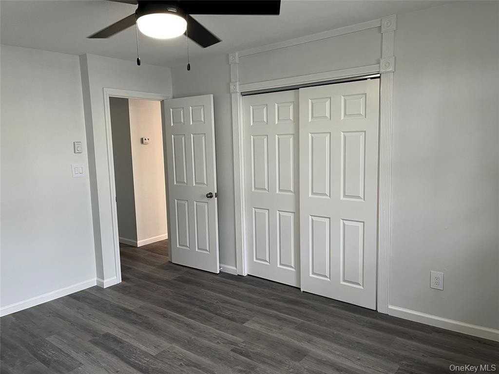 51 Whalers Cv - Photo 7 of 22