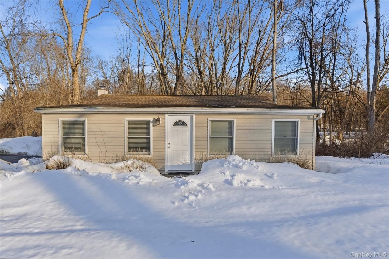 1614 Route 9g - Photo 4 of 19