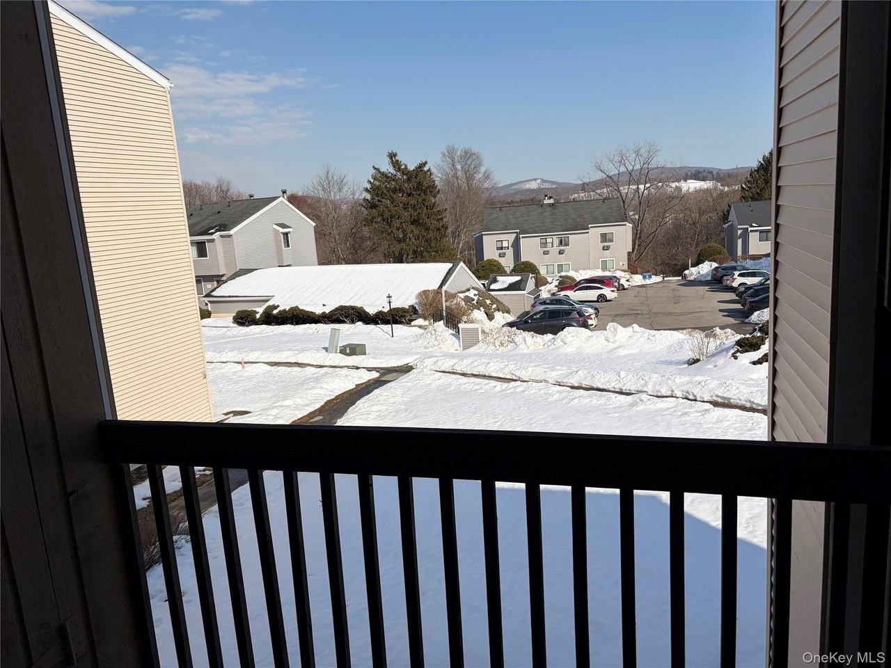 1203 Village Dr - Photo 7 of 18