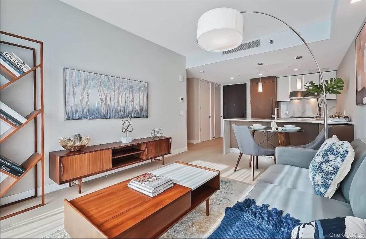 3366 Farrington St Apt 11d - Photo 6 of 10