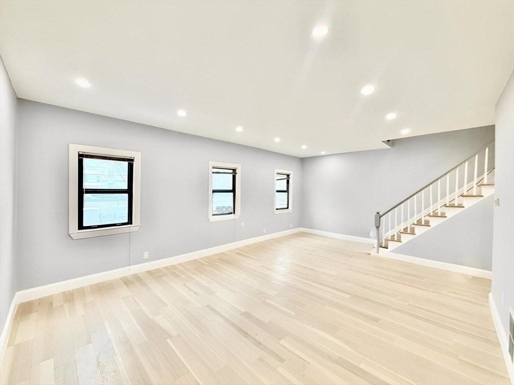 15 Berwick St Unit 15 - Photo 5 of 28