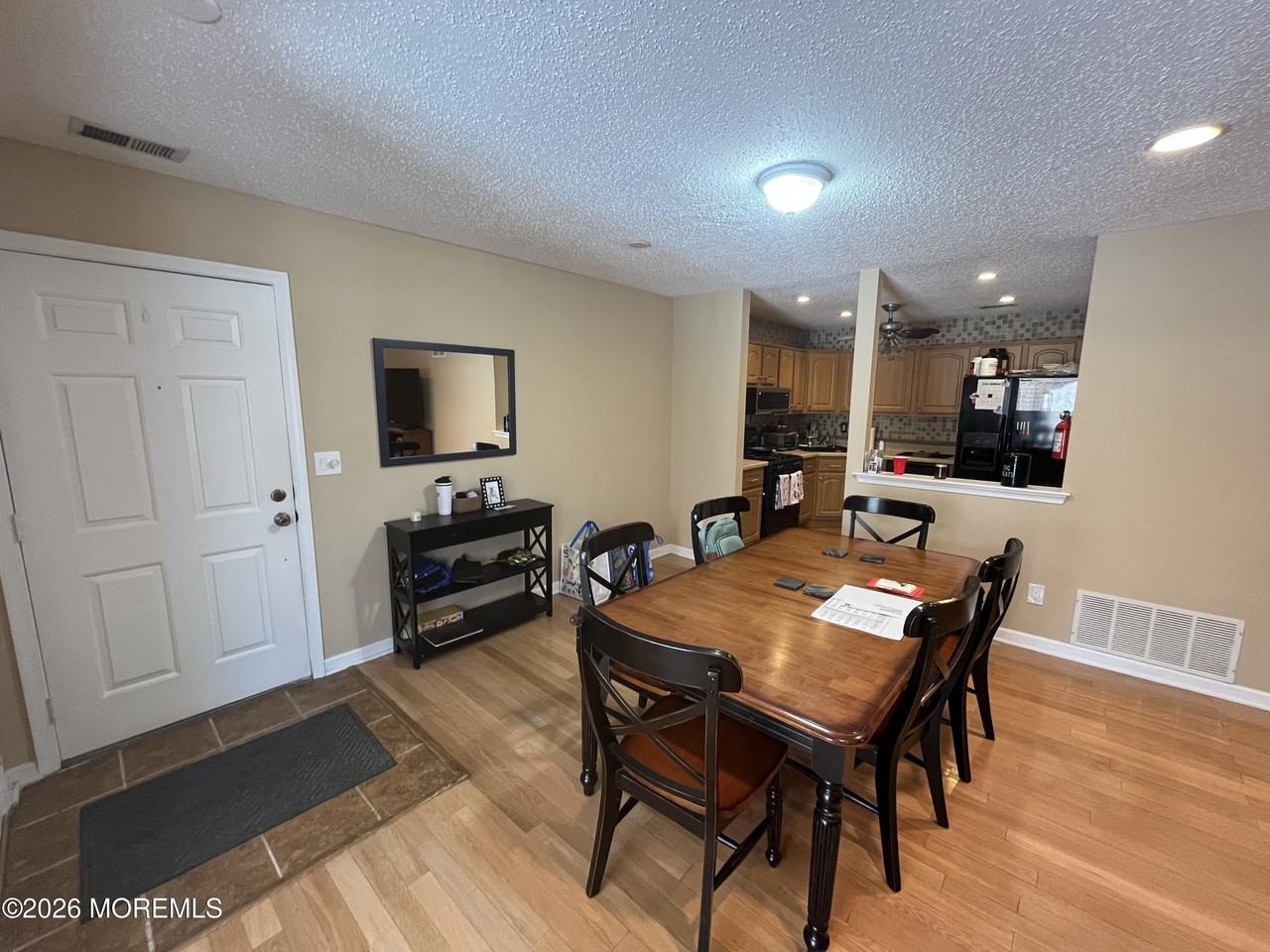 19 Augusta Ct - Photo 6 of 22