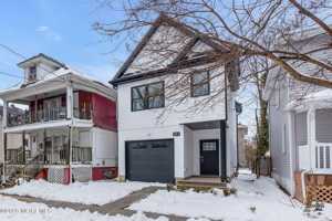 featured image of 211 De Witt Ave