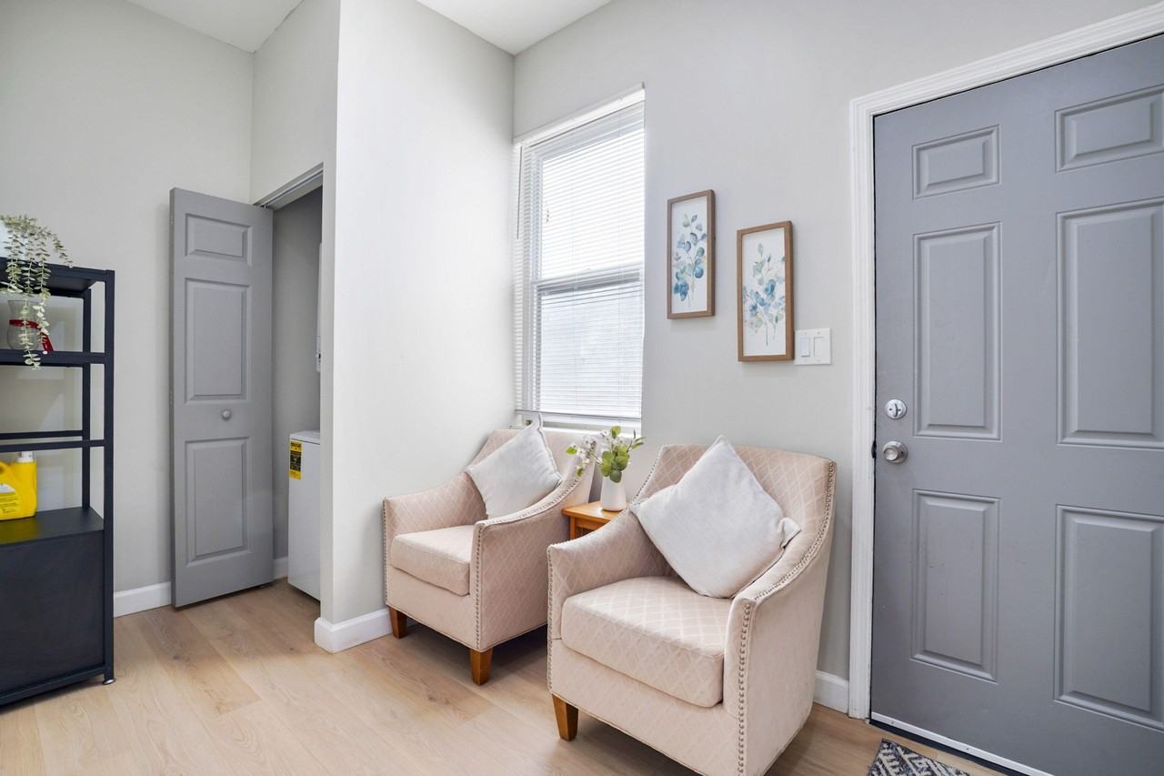 University Blvd W - Photo 5 of 23