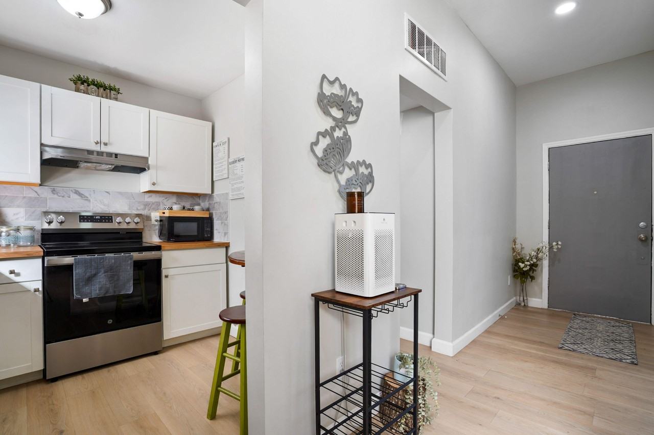 University Blvd W - Photo 7 of 23