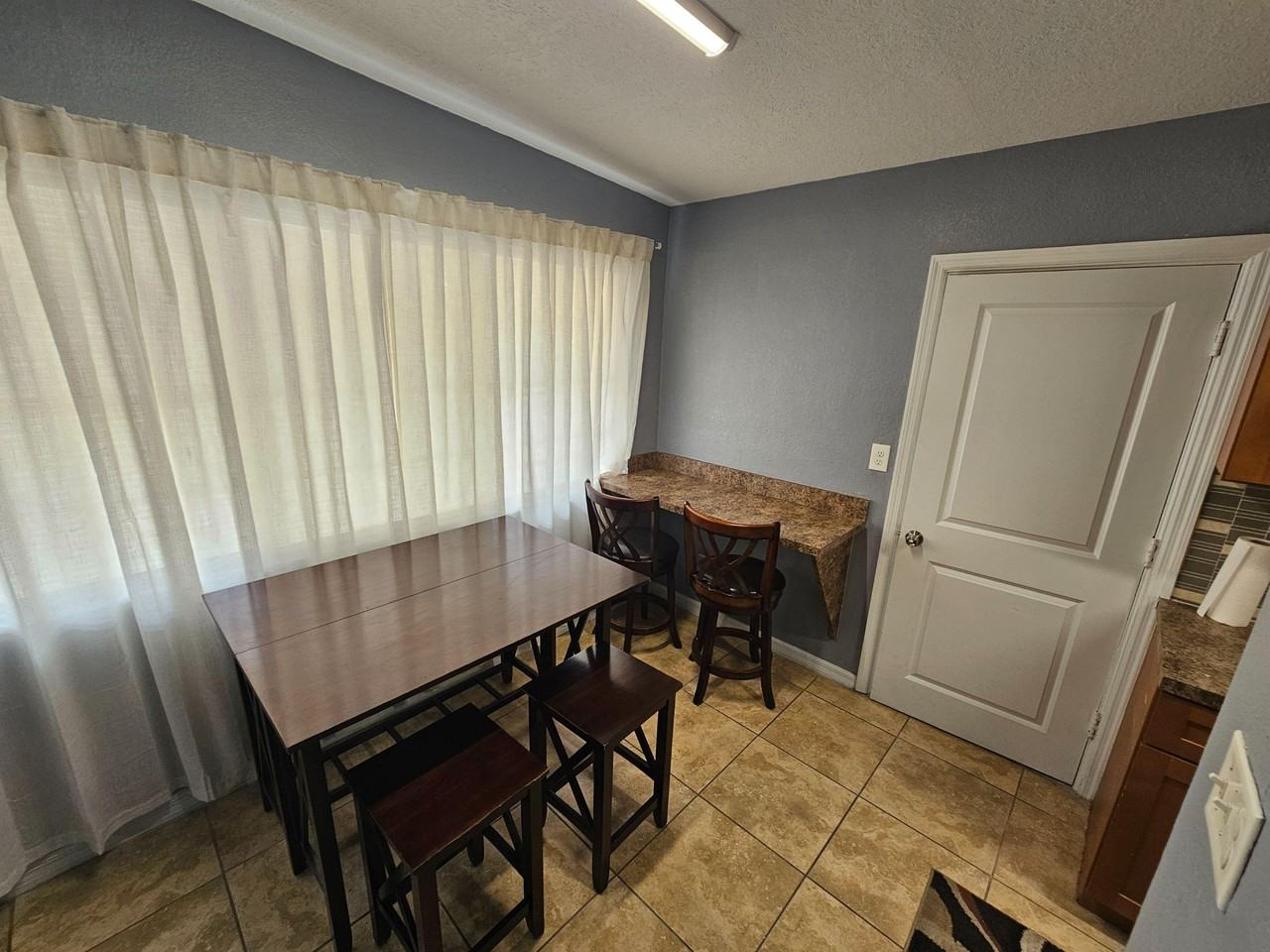 Balboa Dr - Photo 5 of 33