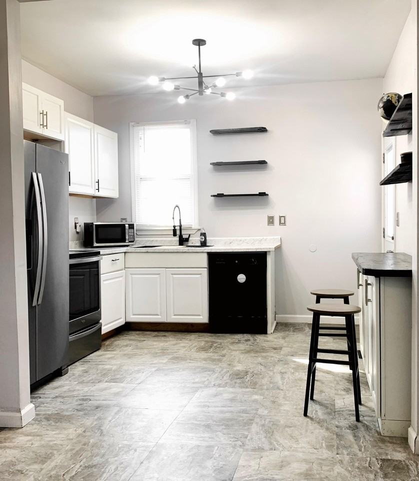 Harris St - Photo 2 of 10