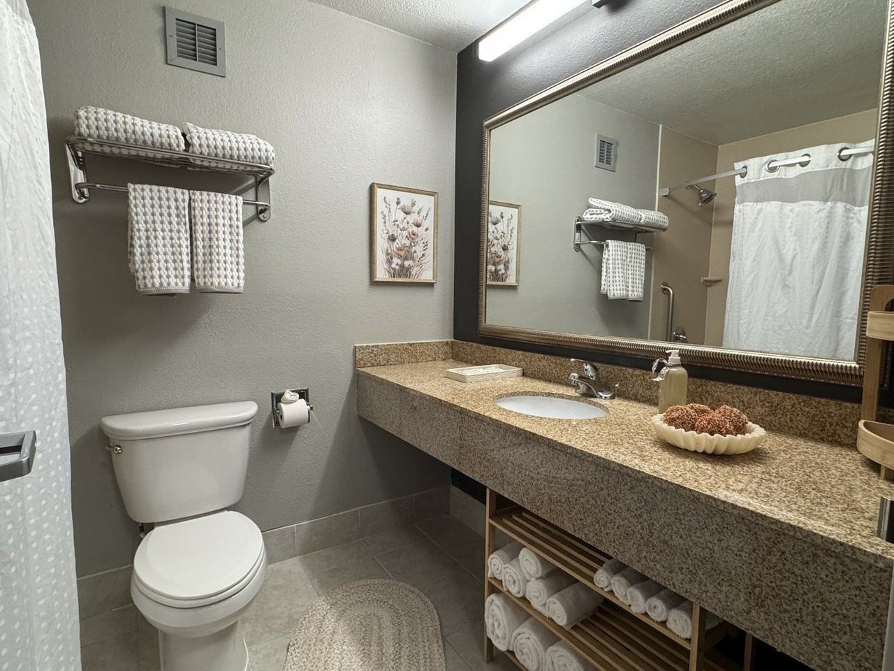 6175 Grand Ave Unit 1001 - Photo 4 of 10