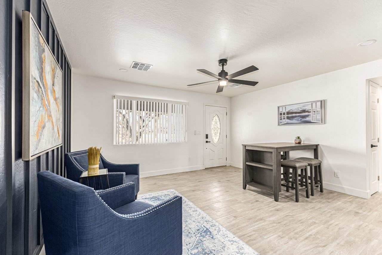 E 8th St - Photo 6 of 21