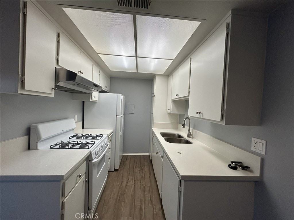 16918 Cedarwood Ct - Photo 6 of 13