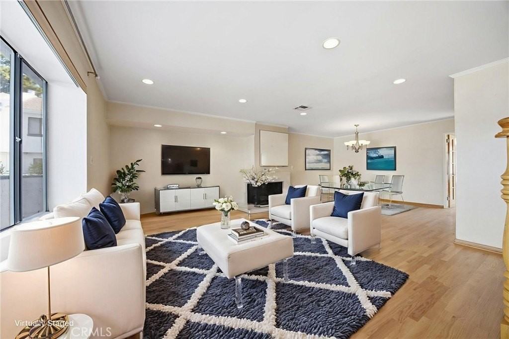 12358 Moorpark St #5 - Photo 5 of 36