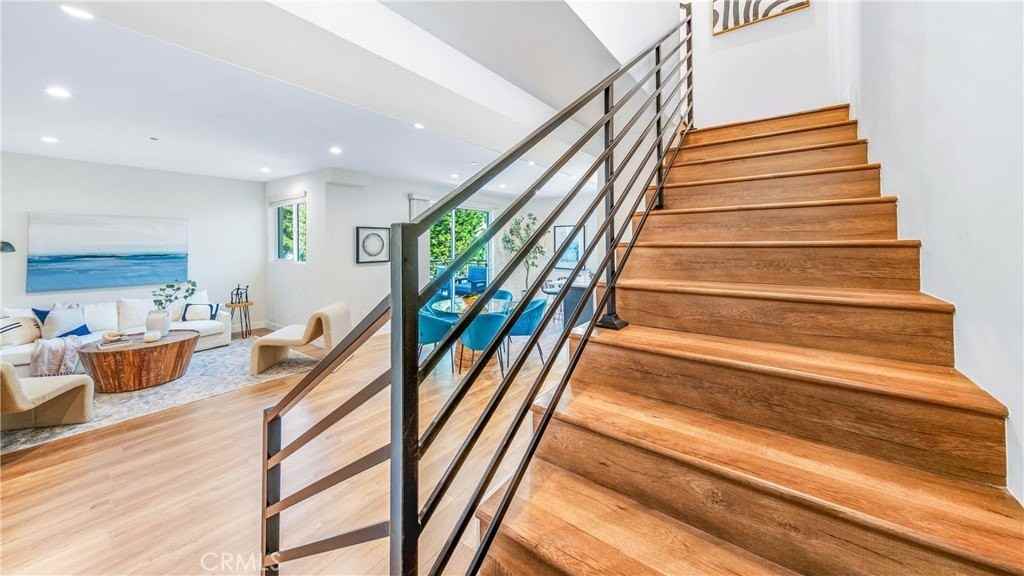 17154 Chatsworth St #2 - Photo 6 of 16