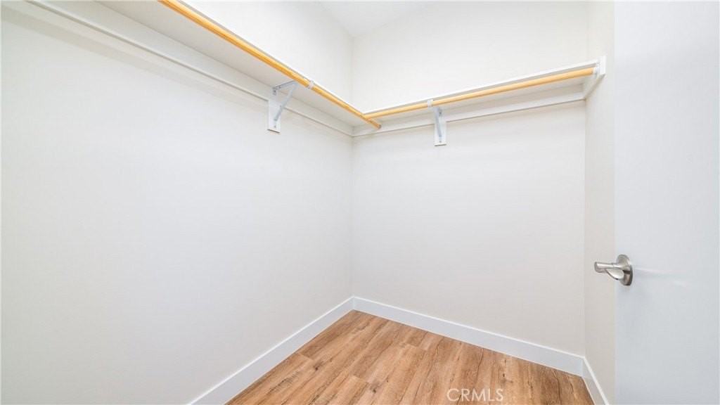 17158 Chatsworth St #4 - Photo 6 of 12