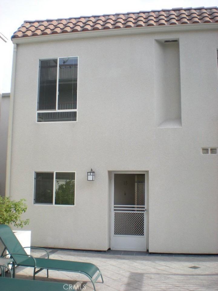 4242 Stansbury Ave #113 - Photo 2 of 25