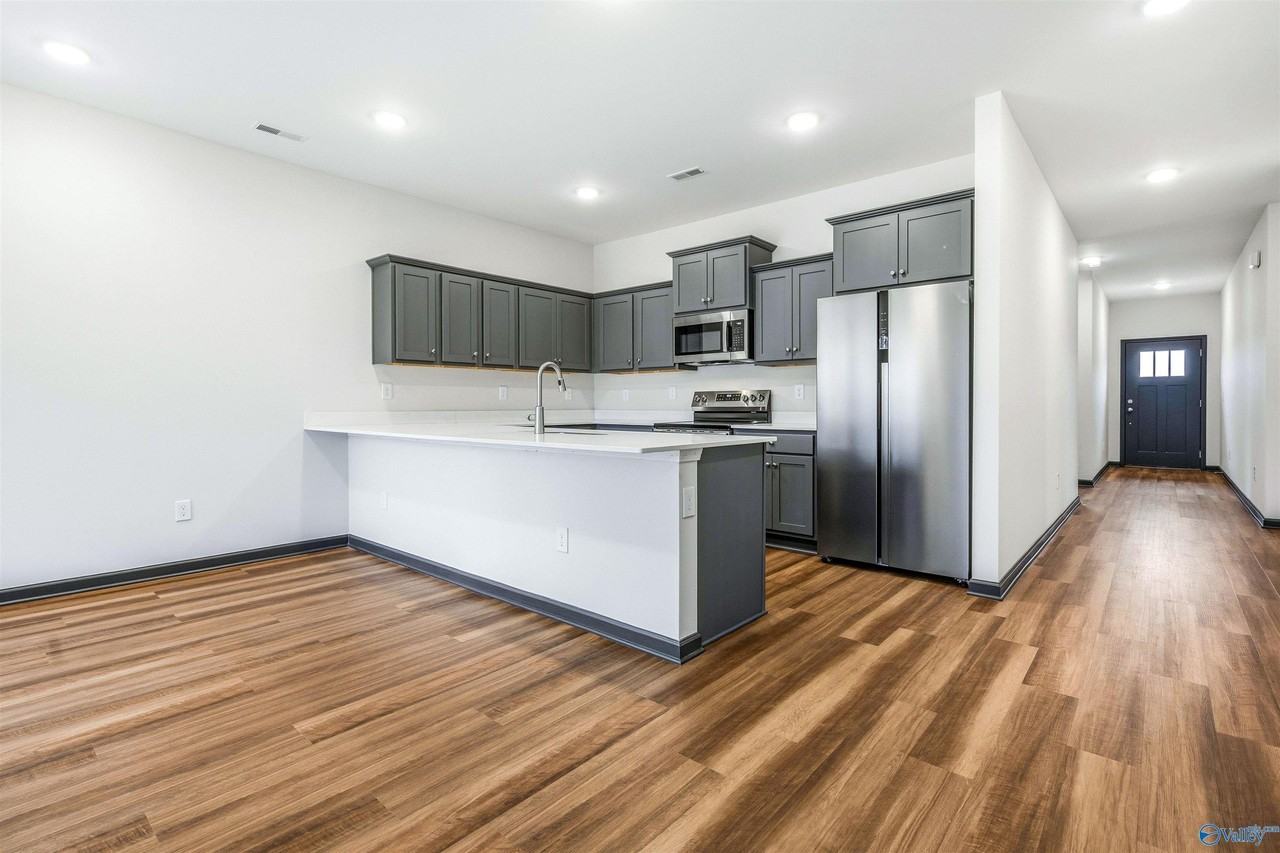 292 Tercel Dr - Photo 4 of 24