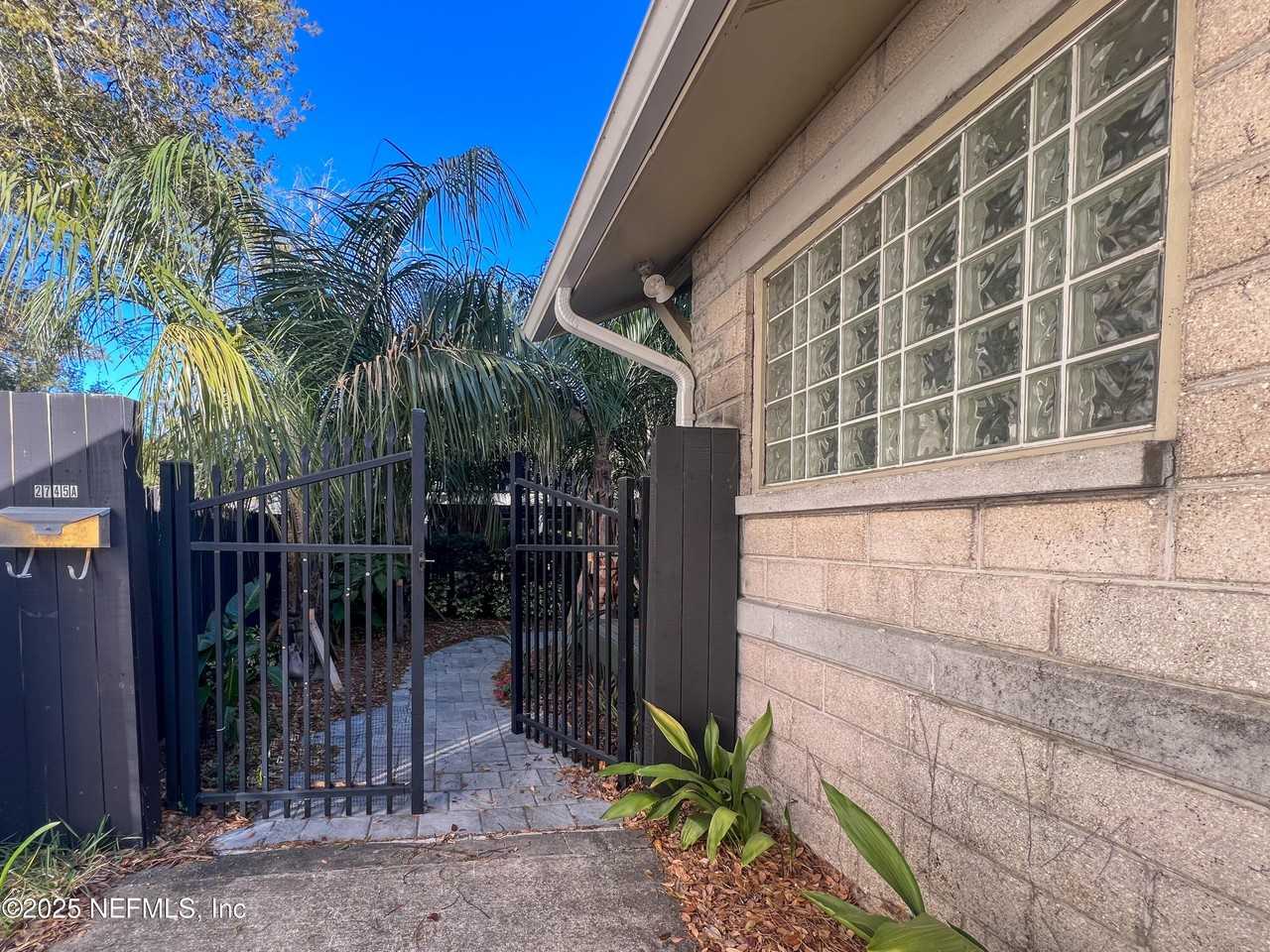 2745 Downing St Unit A - Photo 3 of 24