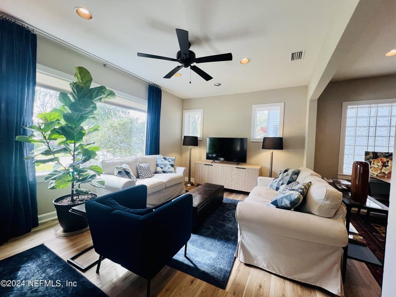 2745 Downing St - Photo 7 of 27