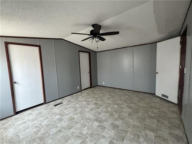 52563 S Evans Rd - Photo 4 of 16