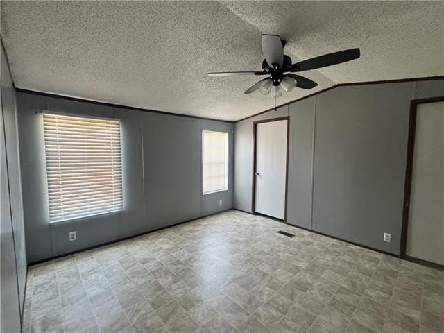 52563 S Evans Rd - Photo 5 of 16