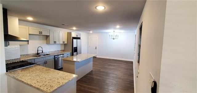 428 DANDELION DRIVE Drive - Photo 3 of 12