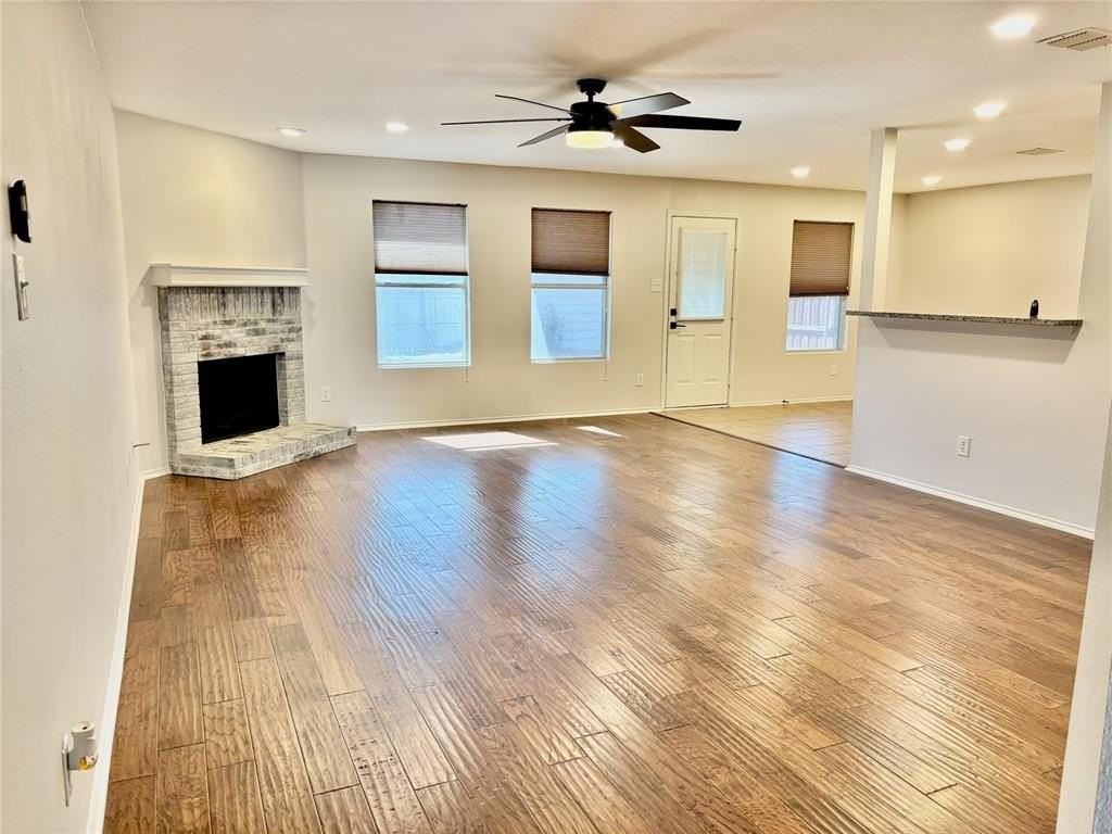 1209 Scottsdale Dr - Photo 3 of 17