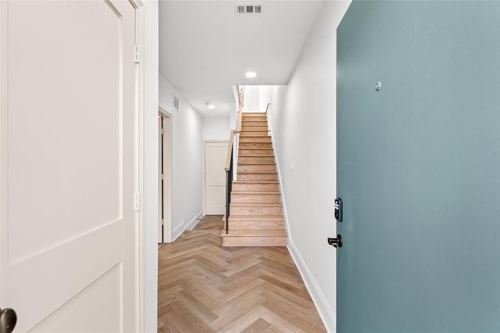 4030 Gilbert Ave #3 - Photo 2 of 31