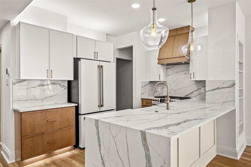 4030 Gilbert Ave #3 - Photo 6 of 31