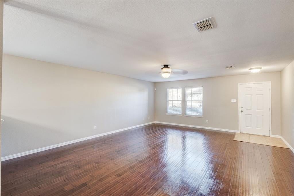 6008 English Saddle Ln - Photo 3 of 15