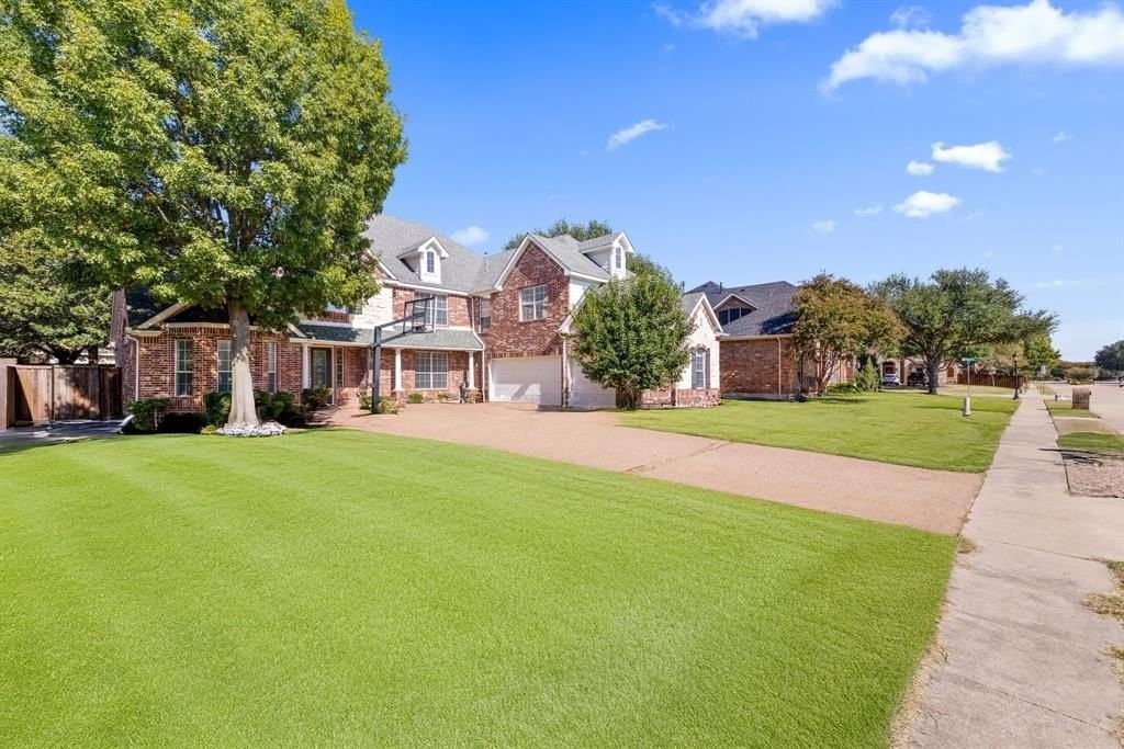 2021 Country Brook Ln - Photo 2 of 40