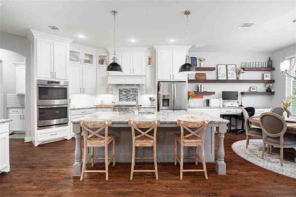 4424 Florentine Ln - Photo 3 of 26