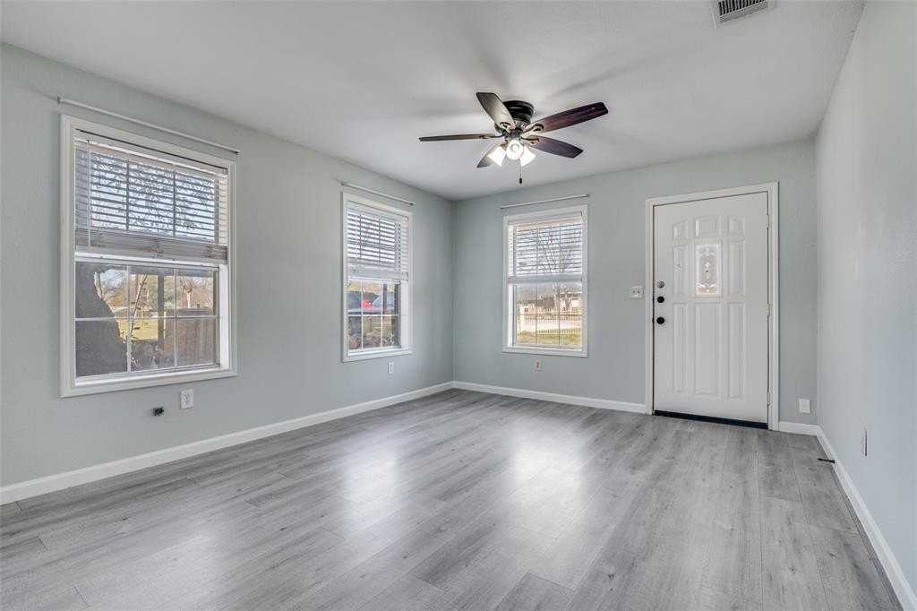 1712 Ola Rd - Photo 4 of 25