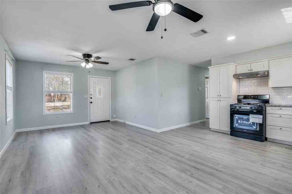 1712 Ola Rd - Photo 5 of 25