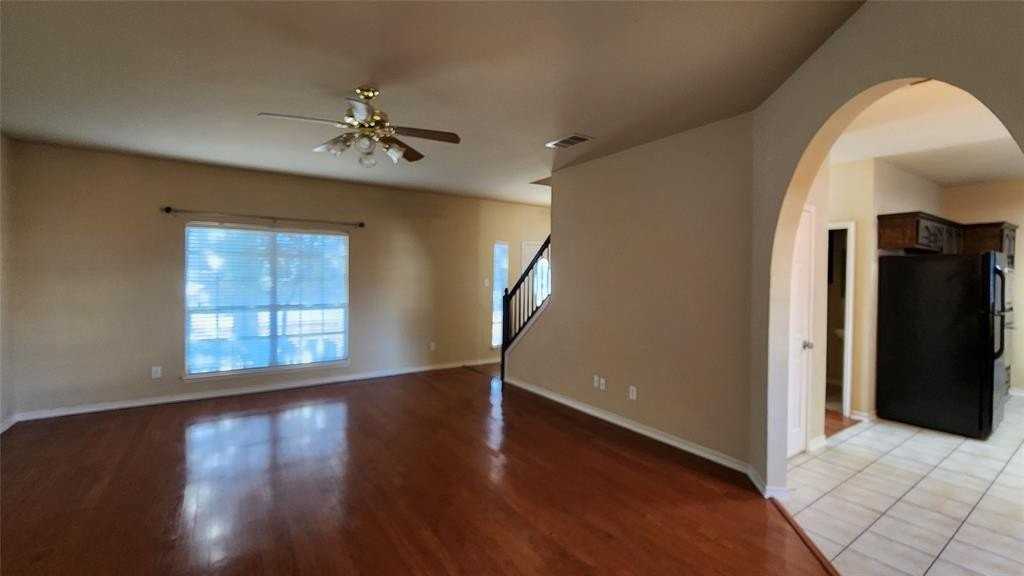 5400 Vineyard Ln - Photo 5 of 33