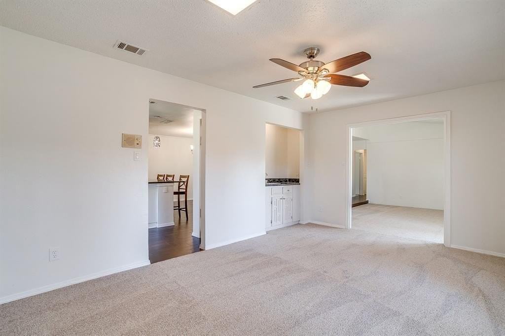 2017 Garden Oaks Dr - Photo 7 of 20