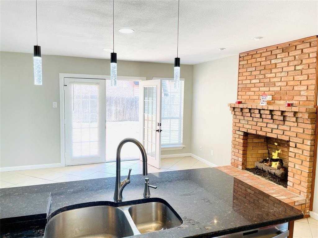 534 E Spring Valley Rd - Photo 4 of 34